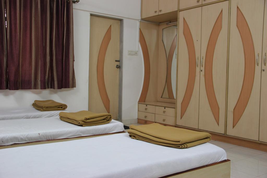 Sohum Habitat Goregaon Exhibition Centre Hotel Mumbai Exterior foto
