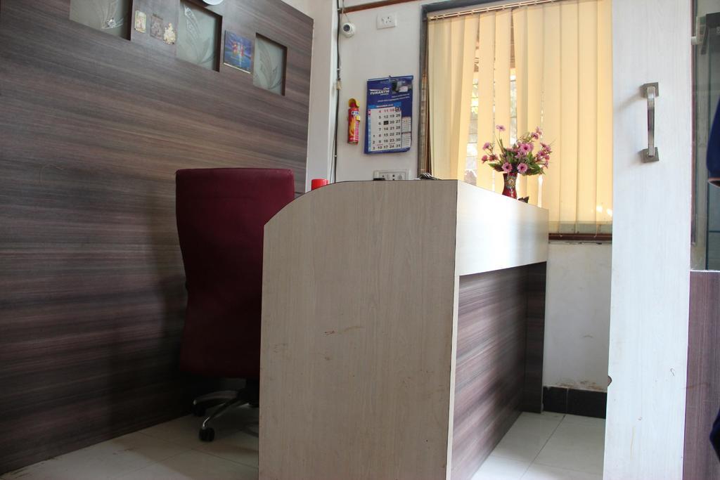 Sohum Habitat Goregaon Exhibition Centre Hotel Mumbai Exterior foto